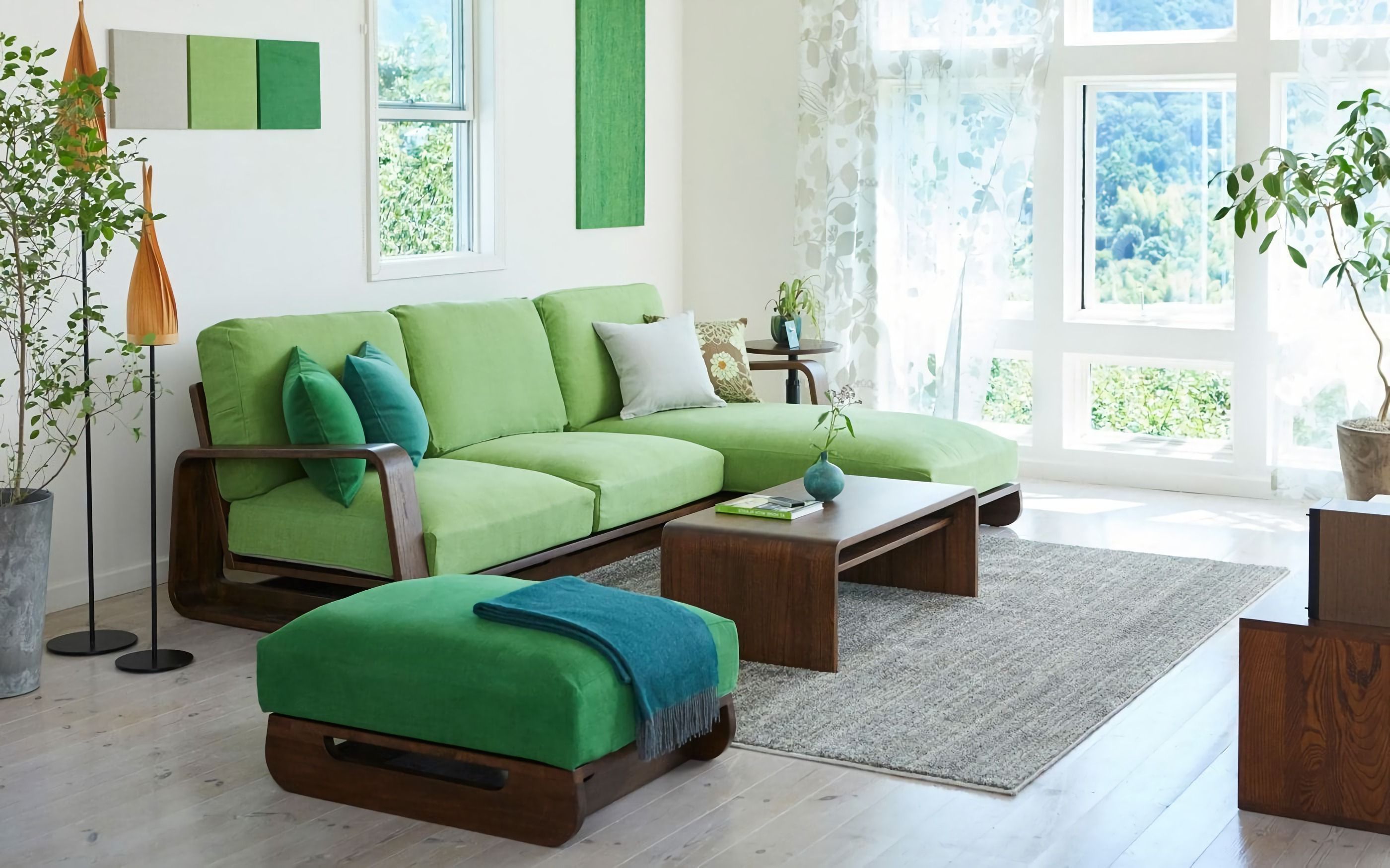 зеленые диваны