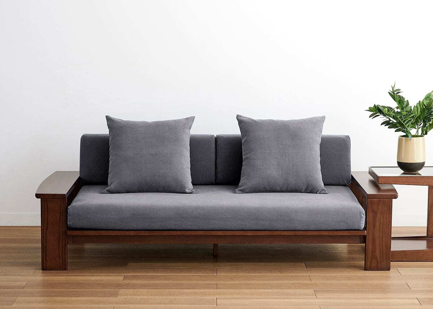 серый цвет дивана